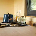 And Slow : Eco-responsible Tiny House Glamping Pietrain