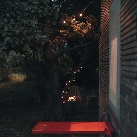 And Slow : Eco-responsible Tiny House Luxury tent Pietrain