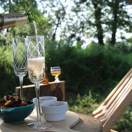 And Slow : Eco-responsible Tiny House Luxury tent Pietrain